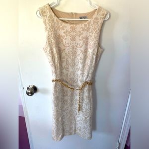 Leslie Fay Cream Dress with Beautiful Raised Detail & Chain Belt - 10